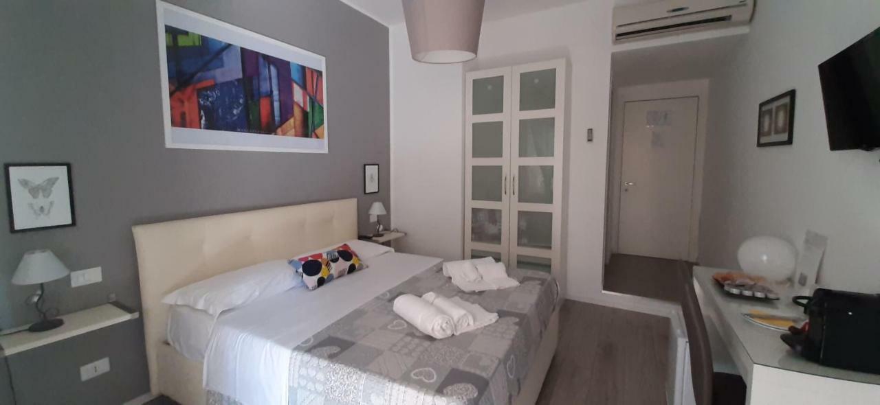 로마 Domus Raffaello B&B 외부 사진